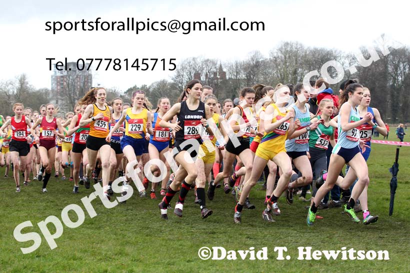 Intermediate girls, 2020 New Balance English Schools Champs., Sefton Park, Liverpool. Photo: David T. Hewitson/Sports for All Pics